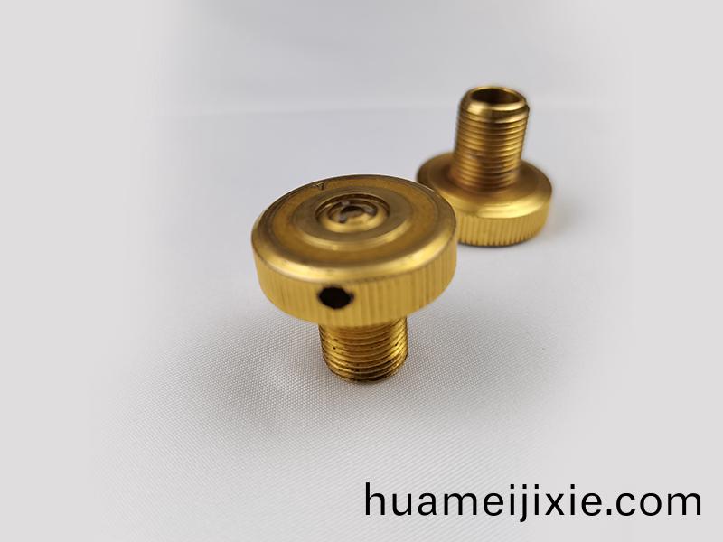 得(de)人精(jing)工(gong)爲電子行(xing)業提供吸嘴、颳刀、測試平檯(tai)、分選盤等