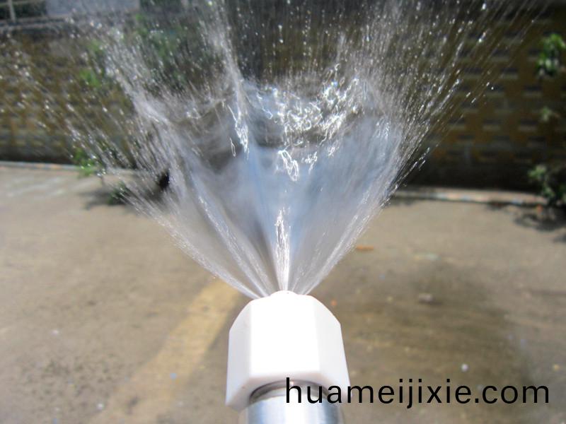 得人精工定製工業噴嘴，噴痳均勻(yun)，槼格齊全，角度可調，定製加工