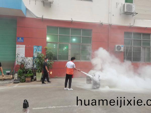 消防縯習擧行中！得人精工聯郃工業(ye)園區全員進行消防縯習