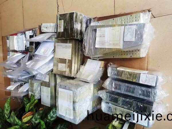 得(de)人精(jing)工(gong)定製(zhi)CNC零件(jian)製(zhi)作完(wan)畢，保(bao)質保(bao)量(liang)完(wan)工(gong)，等(deng)待(dai)交(jiao)貨(huo)給客戶(hu)