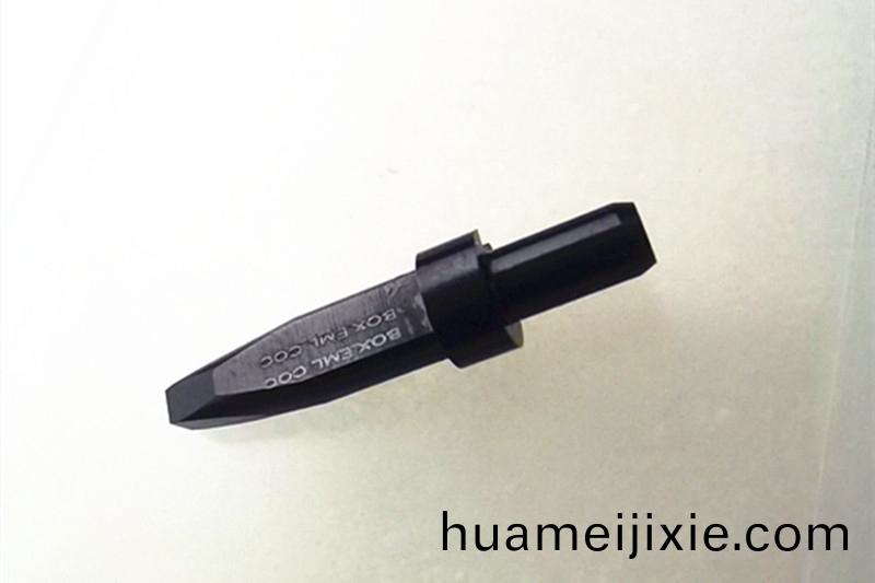 陶瓷吸嘴，鎢鋼吸嘴，定(ding)製吸嘴，得人精工定(ding)製加工吸嘴，微(wei)孔吸嘴