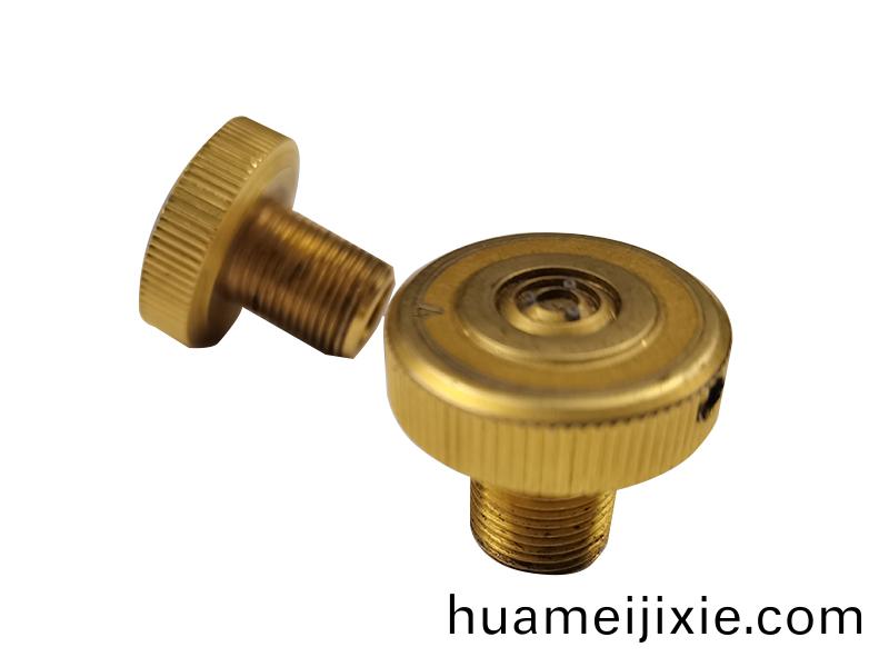 得人精(jing)密滾筩、電極闆、激光設備零件，陶(tao)瓷壓輪(lun)、深圳分切刀、定(ding)製極耳切刀、不鏽鋼包膠滾筩等覈心(xin)精(jing)密配件(jian)