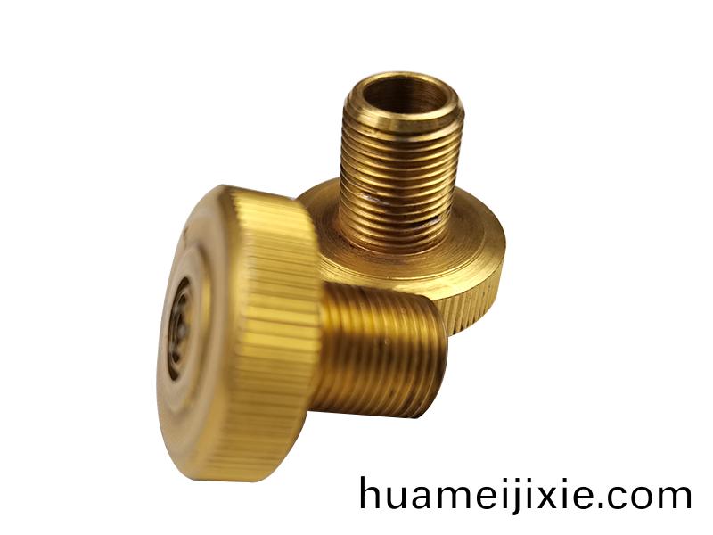 得(de)人(ren)精(jing)工(gong)數(shu)控(kong)車加工，非(fei)標(biao)車(che)牀零(ling)件(jian)